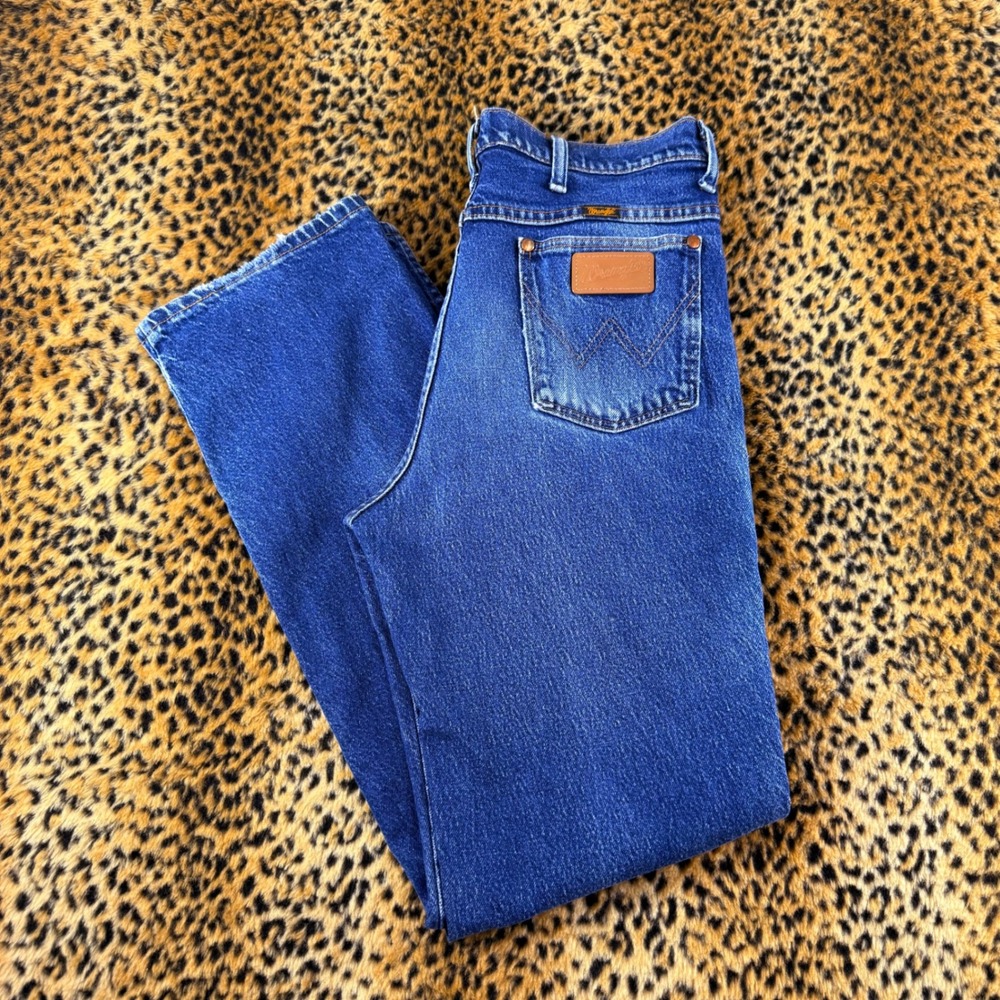 Vintage Wrangler Cowboy Cut 937STR Blue Jeans Size 34x32